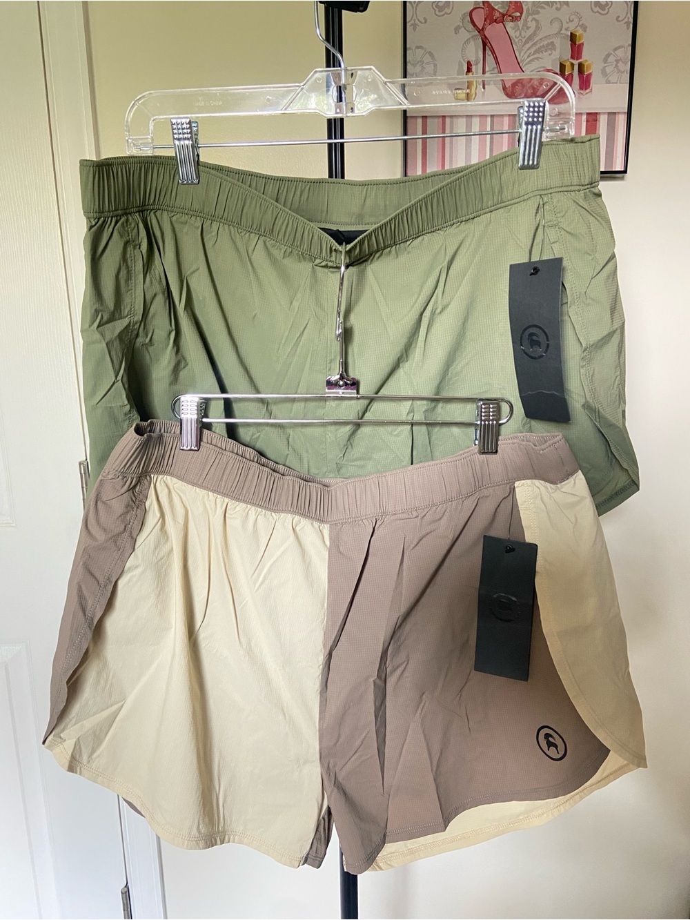 Lightweight Women's Running Shorts – Olive & Beige Color Options